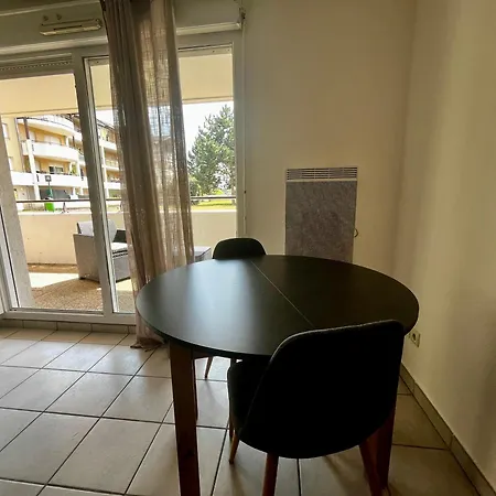 Oree Du Saleve Proche Geneve Balcon Et Parking Apartment *